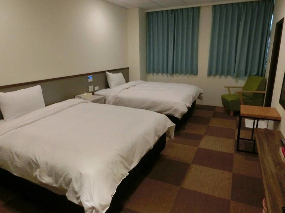 Chang Ti Metropolis Commercial Hotel Zhongli Exteriör bild