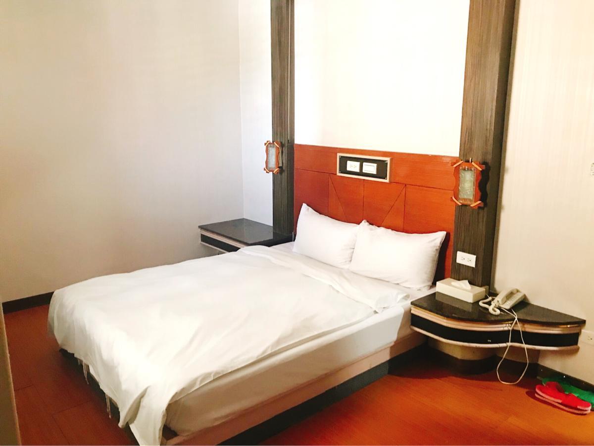 Chang Ti Metropolis Commercial Hotel Zhongli Exteriör bild